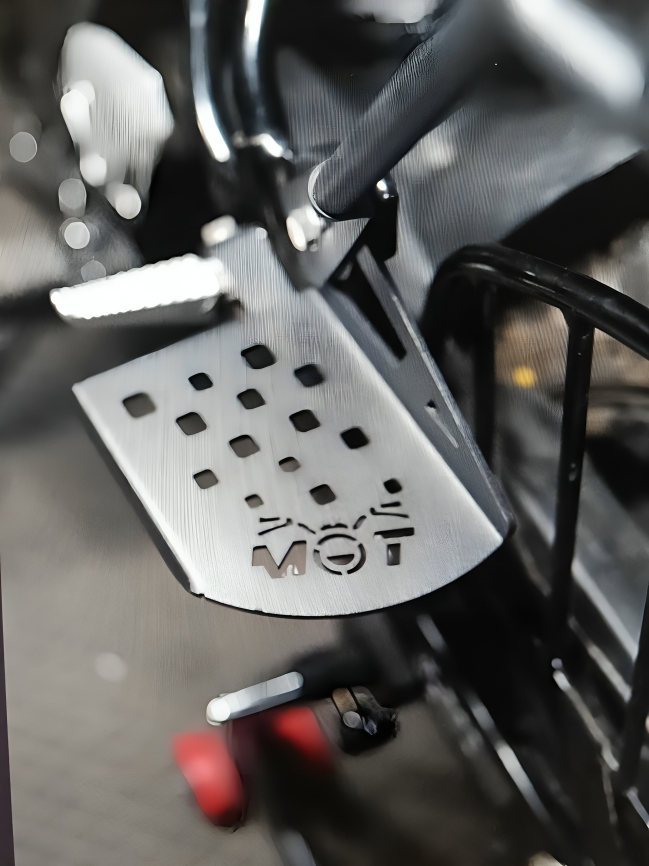Foot Rest  / VSTROM