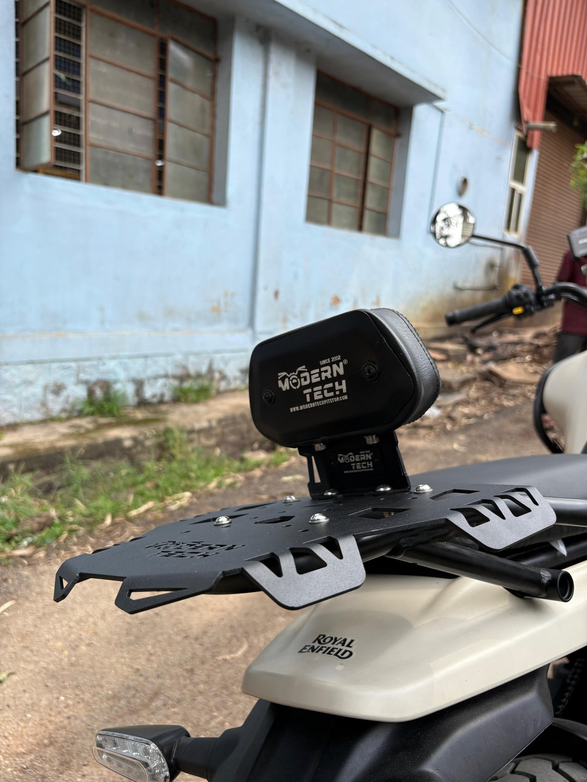 Top Rack with Back Rest for Himalayan 450