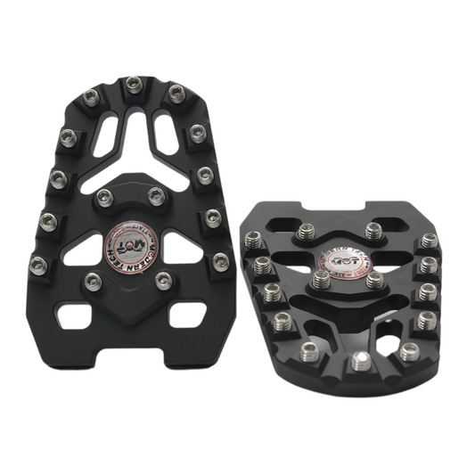 KTM ADVENTURE  390 FRONT FOOT PEG