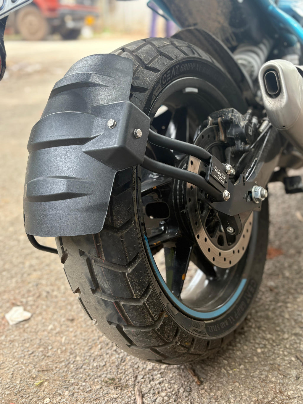 Tyre Hugger for Royal Enfield Guerrilla 450